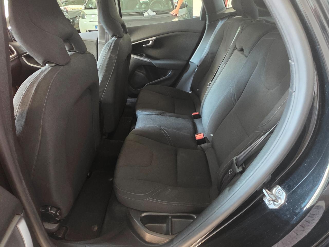 Volvo V40 D2 Momentum