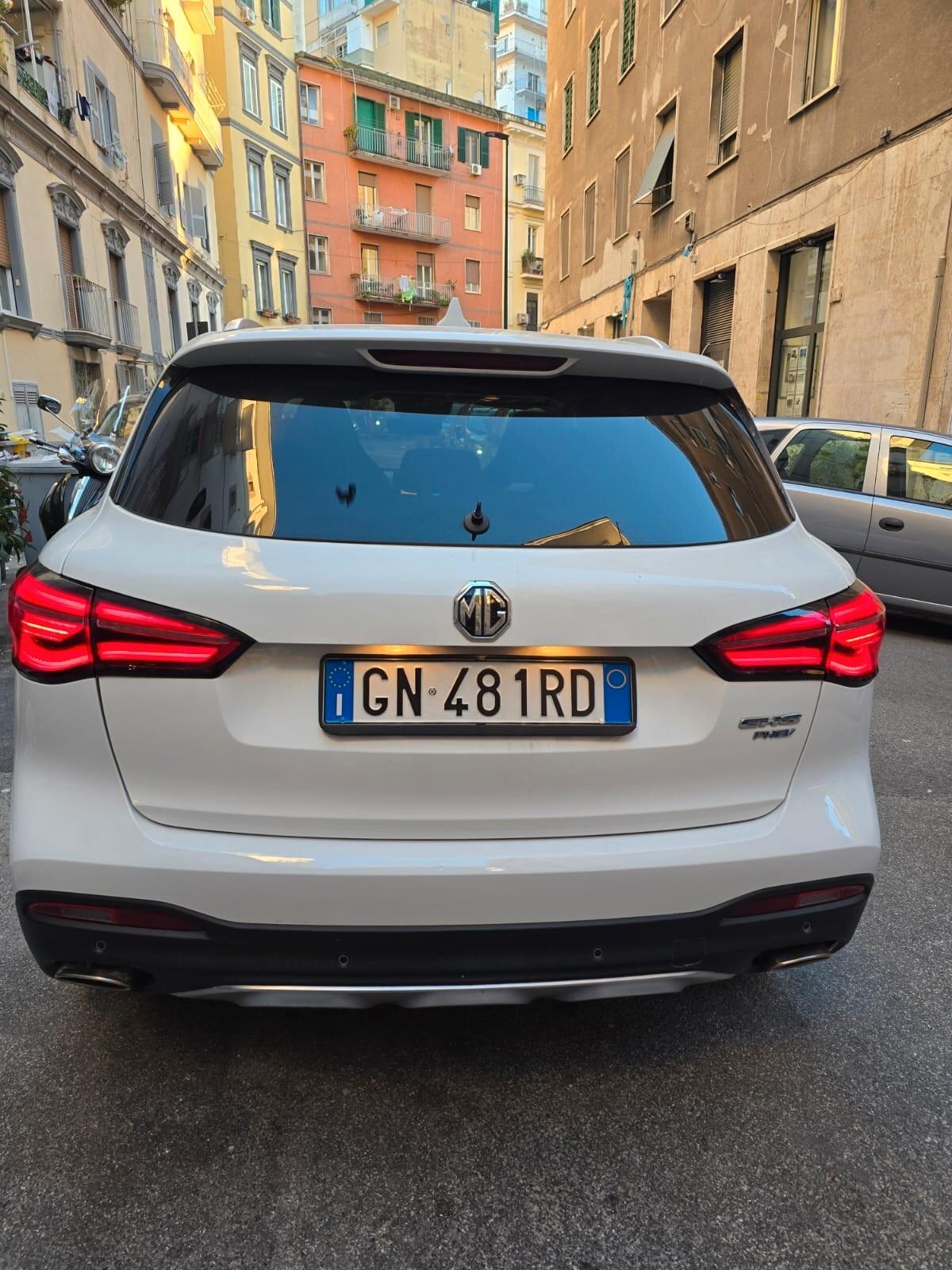 Mg EHS Plug-in Hybrid Luxury