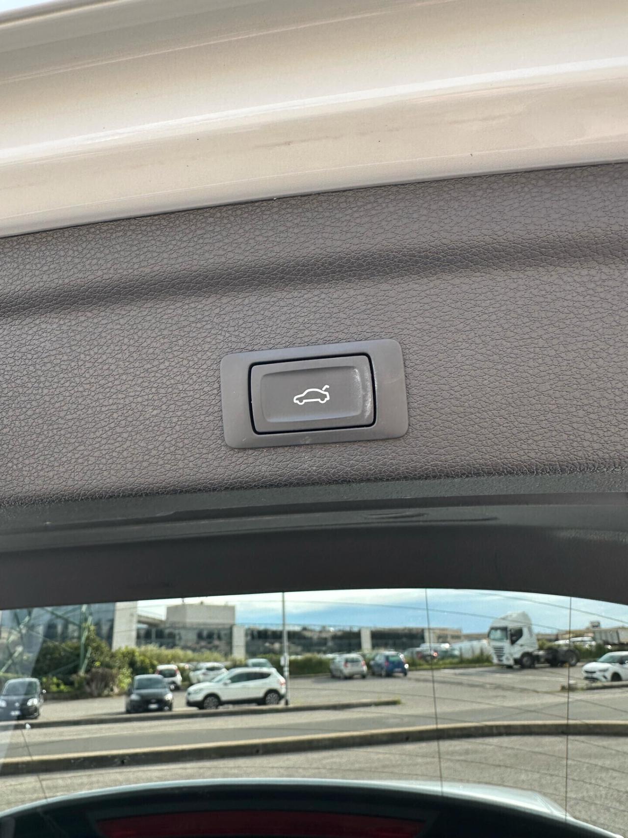 Audi Q3 35 TDI S tronic line edition