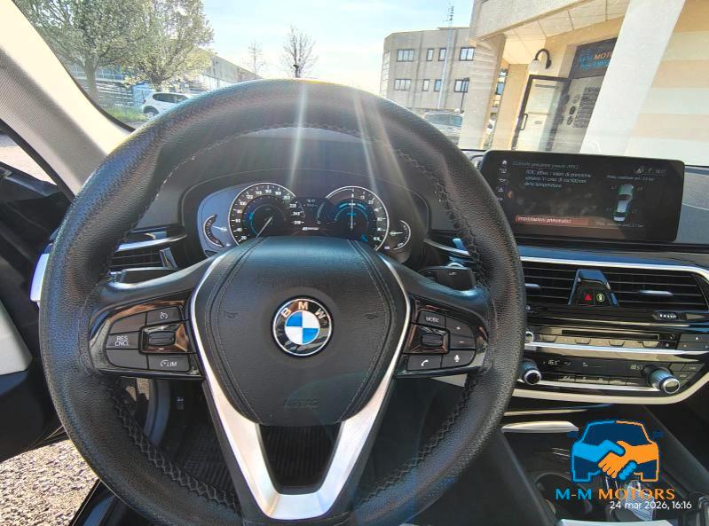 BMW 530 e Business auto
