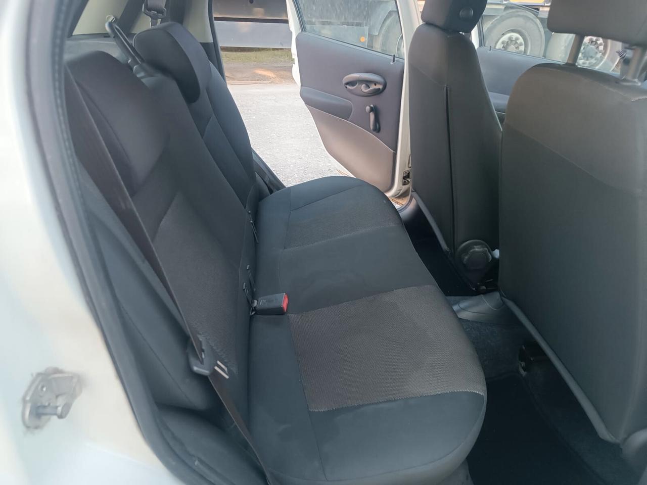 Fiat Punto 2008--1.2 Benzina Metano Neopatentati
