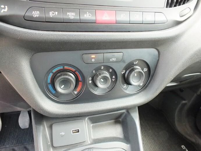 Fiat Doblò 1.3 MJT PC Combi N1 5 posti