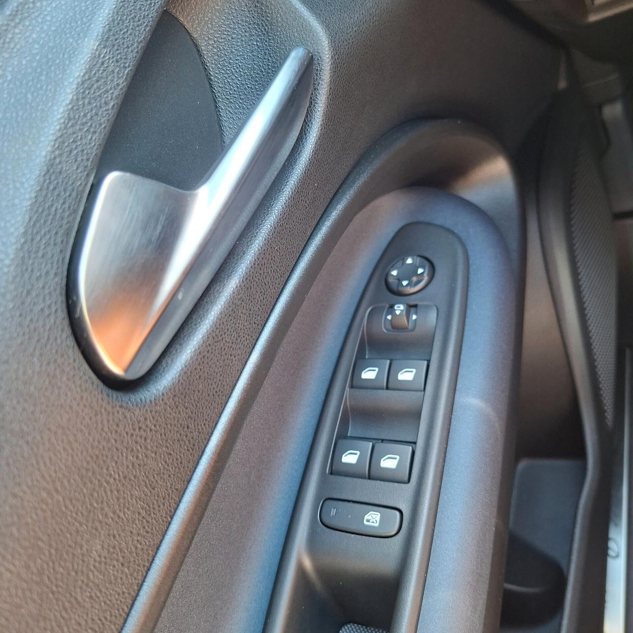Alfa Romeo Junior 1.2 Hybrid 145cv Edct6 Speciale