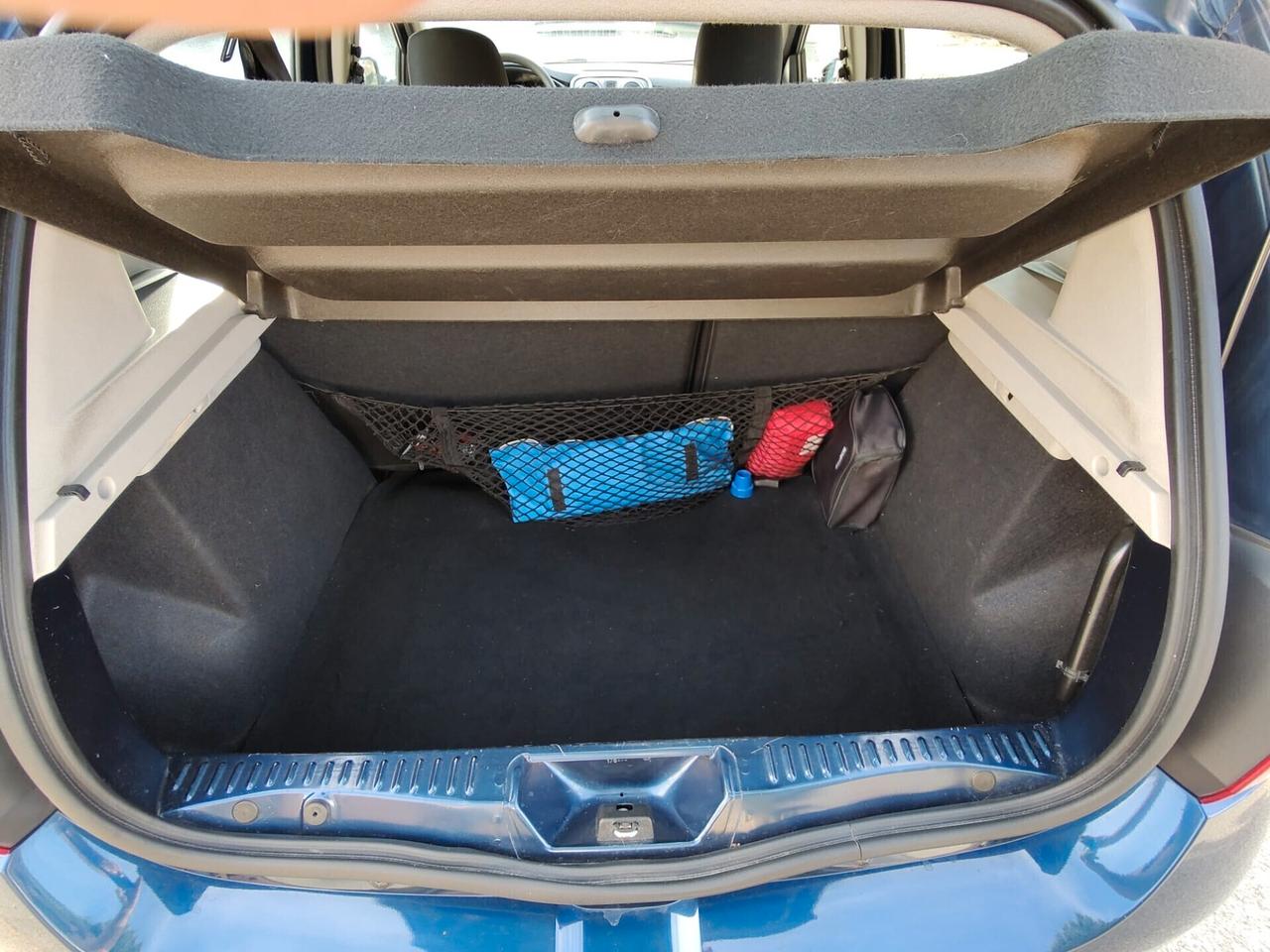 Dacia Sandero 0.9 TCe 12V T-GPL 90 Start&Stop SS Lauréate Family