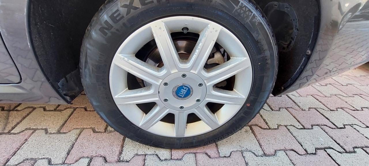 CROMA 1,9 DIESEL 120 CV EMOTION CLIMA LEGA OK DISTRIBUZIONE IMPECCABILE FULL FULL
