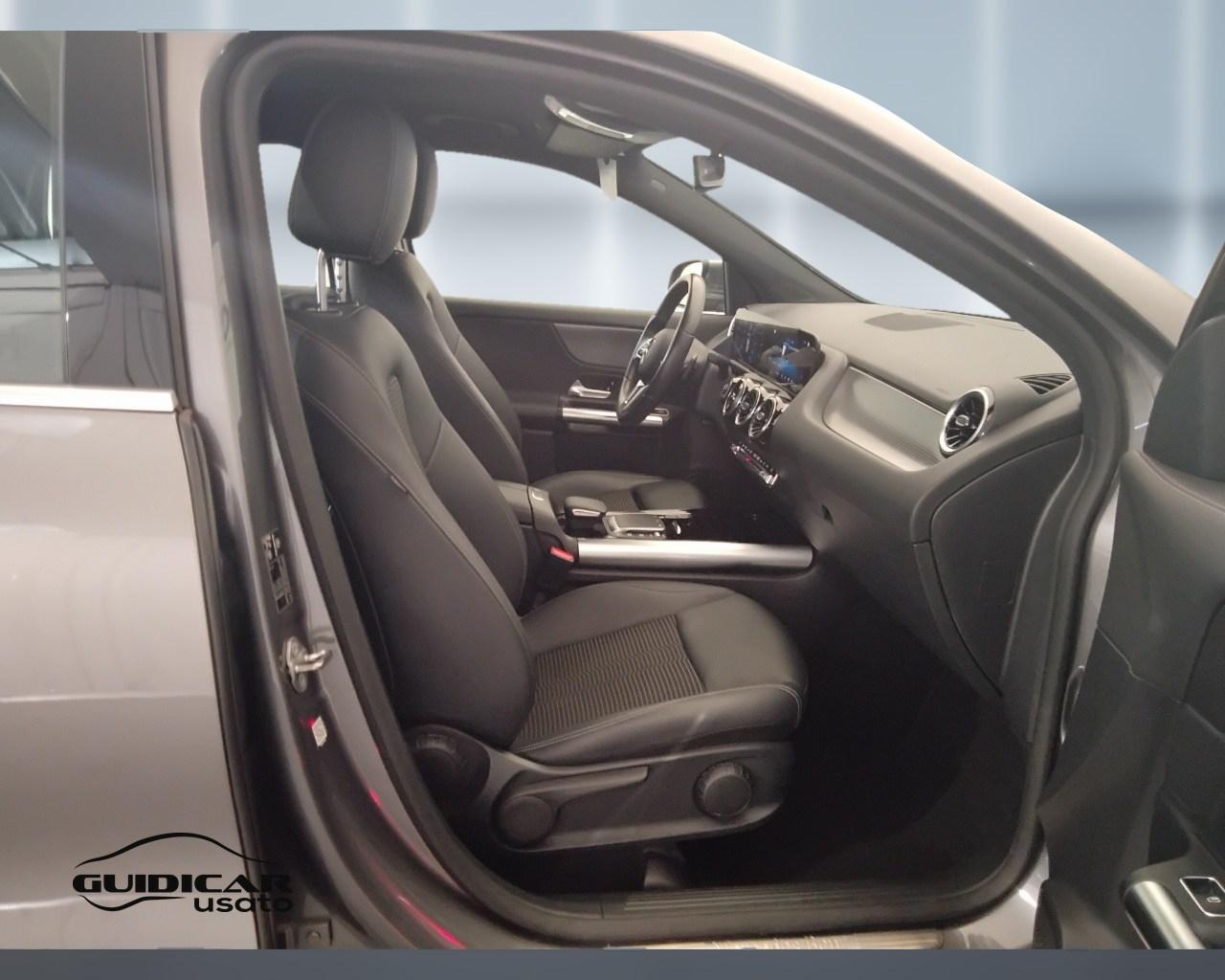 Mercedes-Benz GLA-H247 2020 - GLA 180 d Sport Plus auto