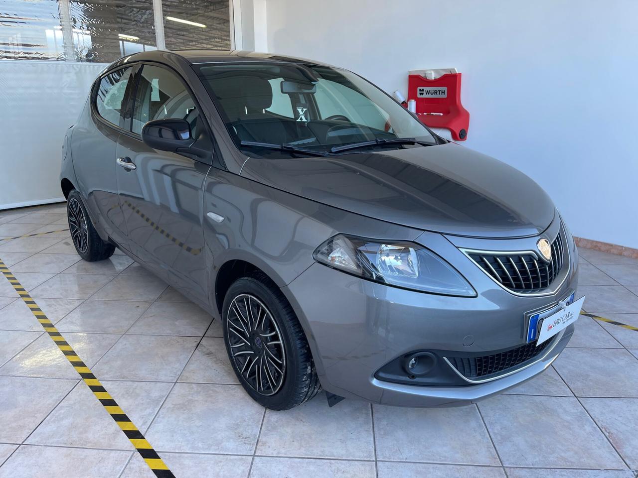 Lancia Ypsilon 1.0 5 porte Hybrid Gold NO VINCOLO DI FINANZIAMENTO