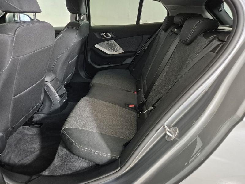 BMW Serie 1 F70 118d autom