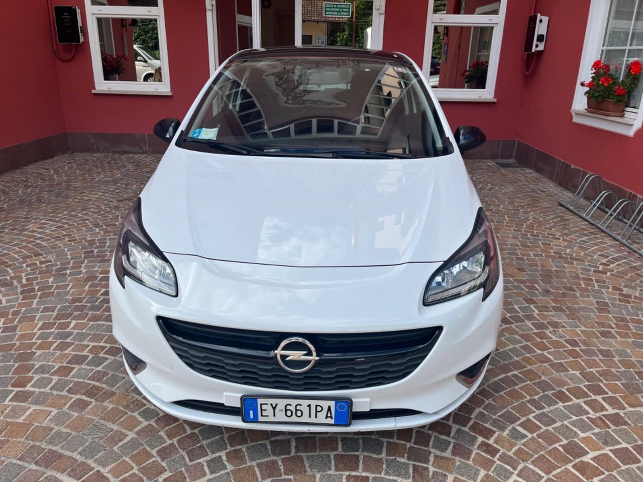 Opel Corsa 1.4 16V 3 porte