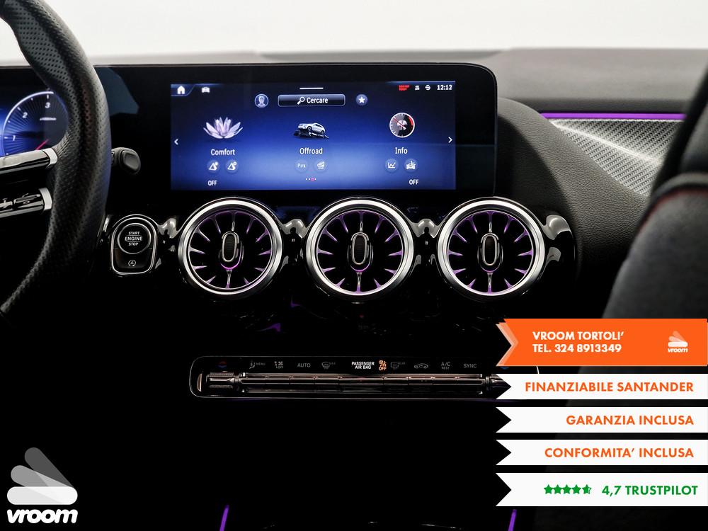 MERCEDES GLA (H247) GLA 200 d Automati...