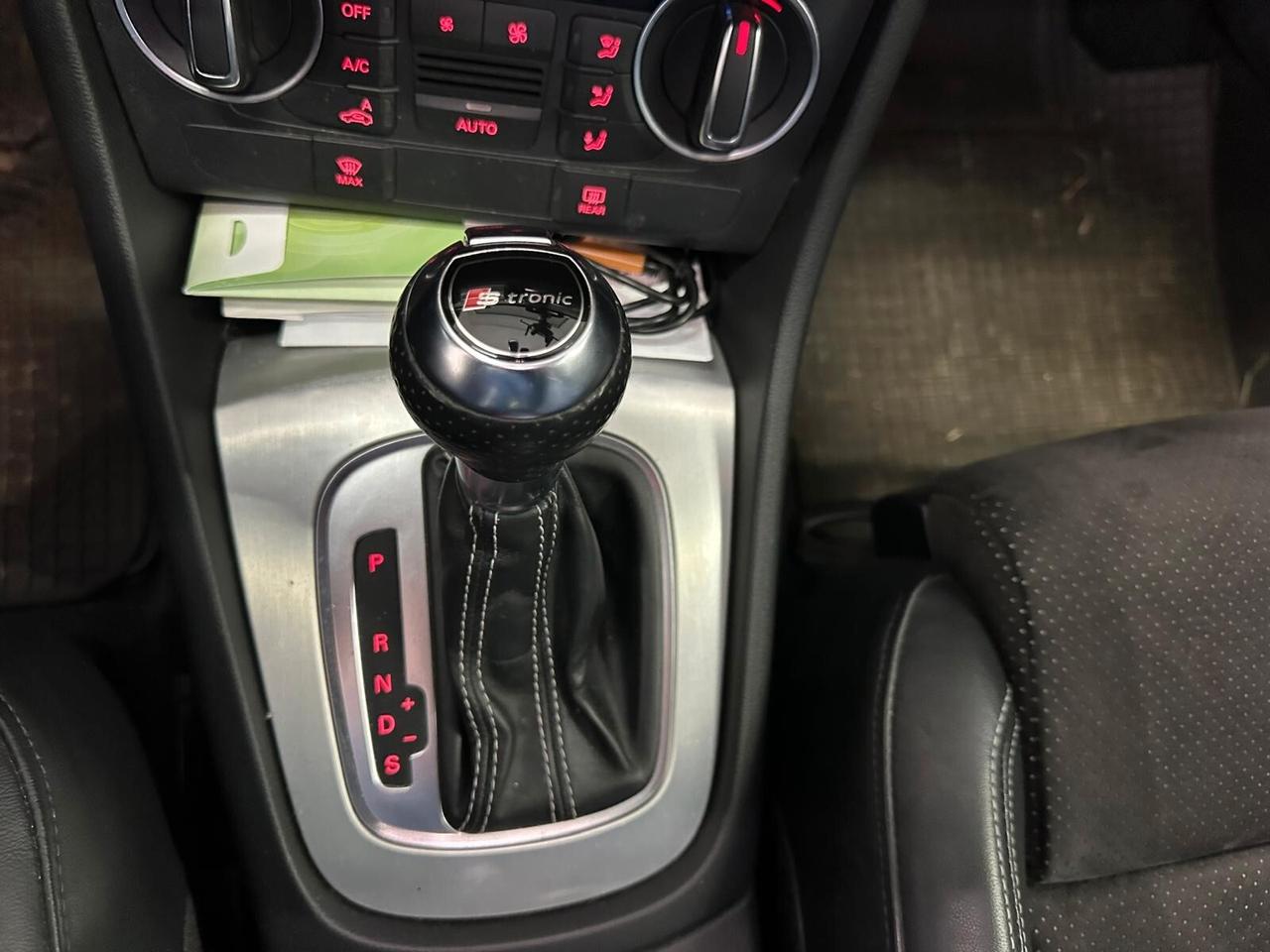 Audi Q3 2.0 TDI 150 CV S tronic line Edition