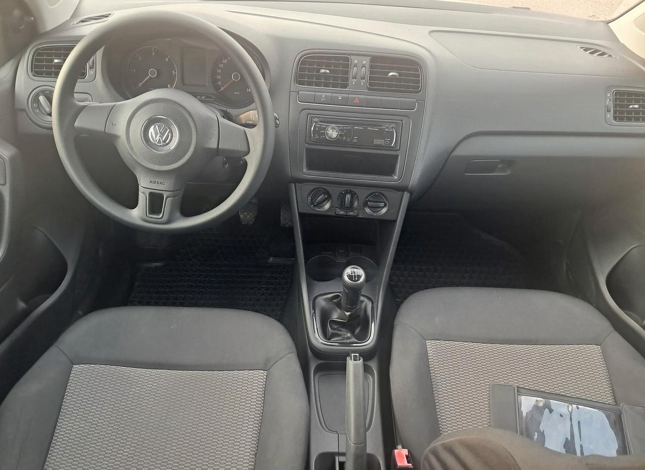 Volkswagen Polo 1.6 75CV – Comfortline (Ideale per neopatentati)