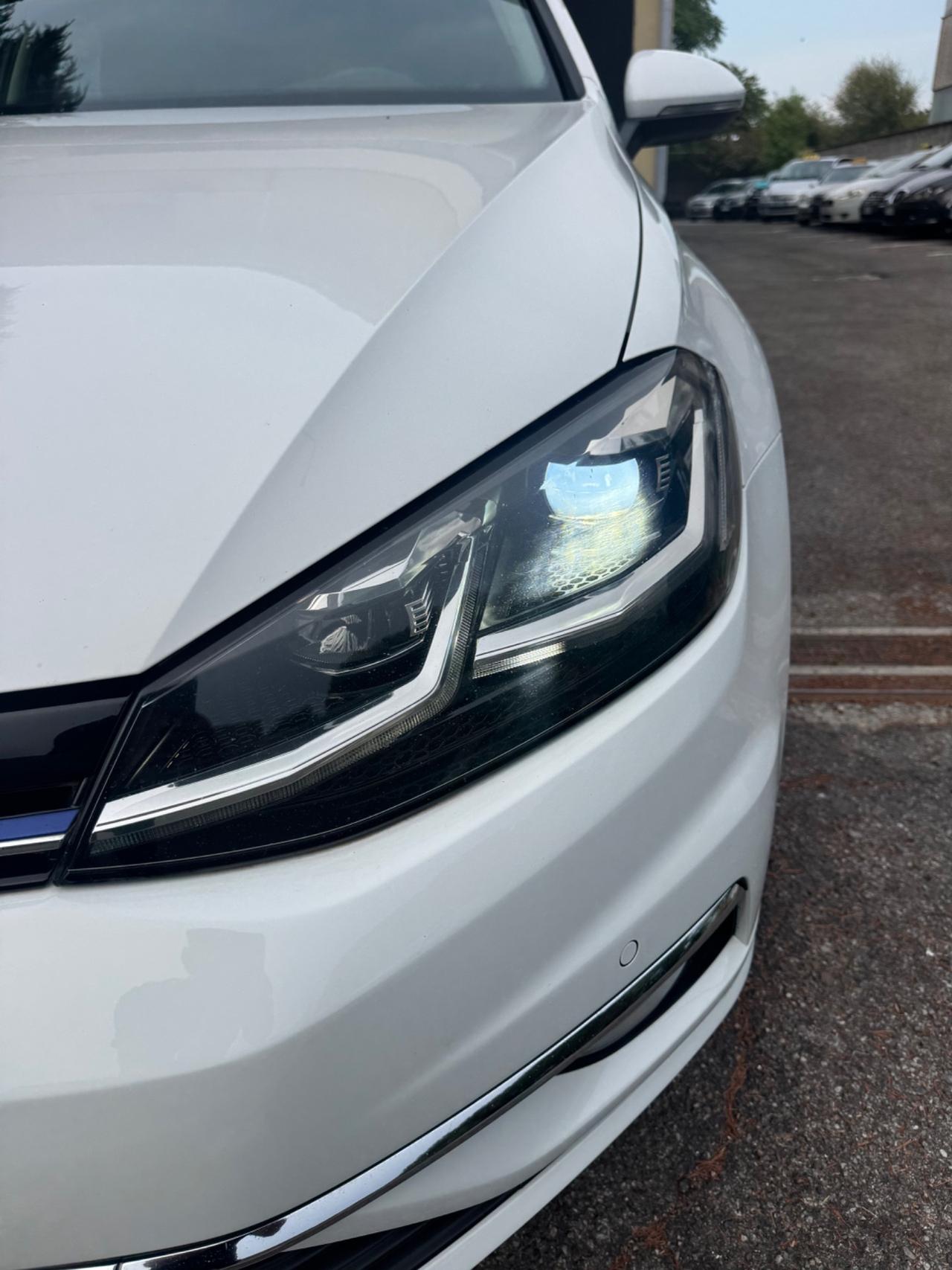 Volkswagen Golf Variant 1.4 TGI DSG Business BlueMotion