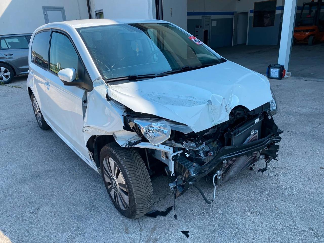 Volkswagen up! e-up! 5p INCIDENTATA START