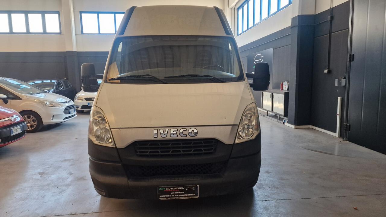 IVECO DAILY 33S13