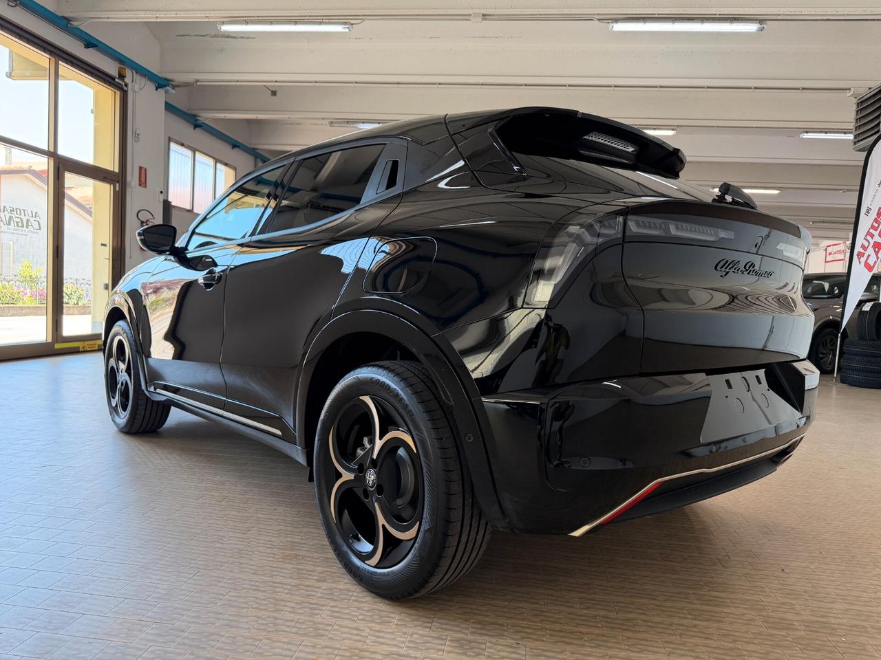Alfa Romeo Junior 1.2 145 CV Hybrid eDCT6 Q4 Intensa Km 800 Nero Tortona 4X4