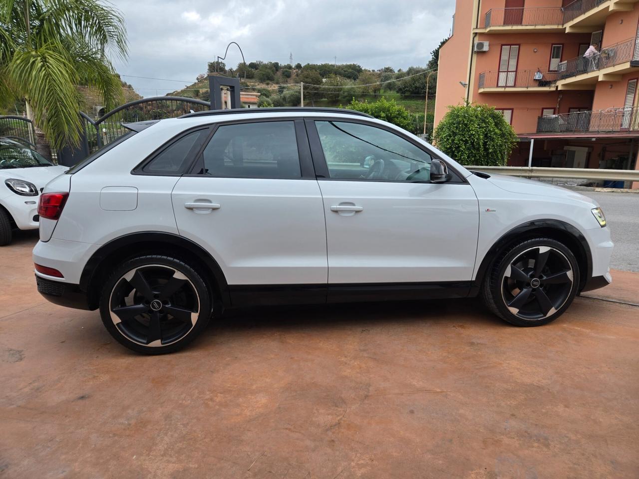 Audi Q3 2.0 TDI 150 CV quattro S line Edition