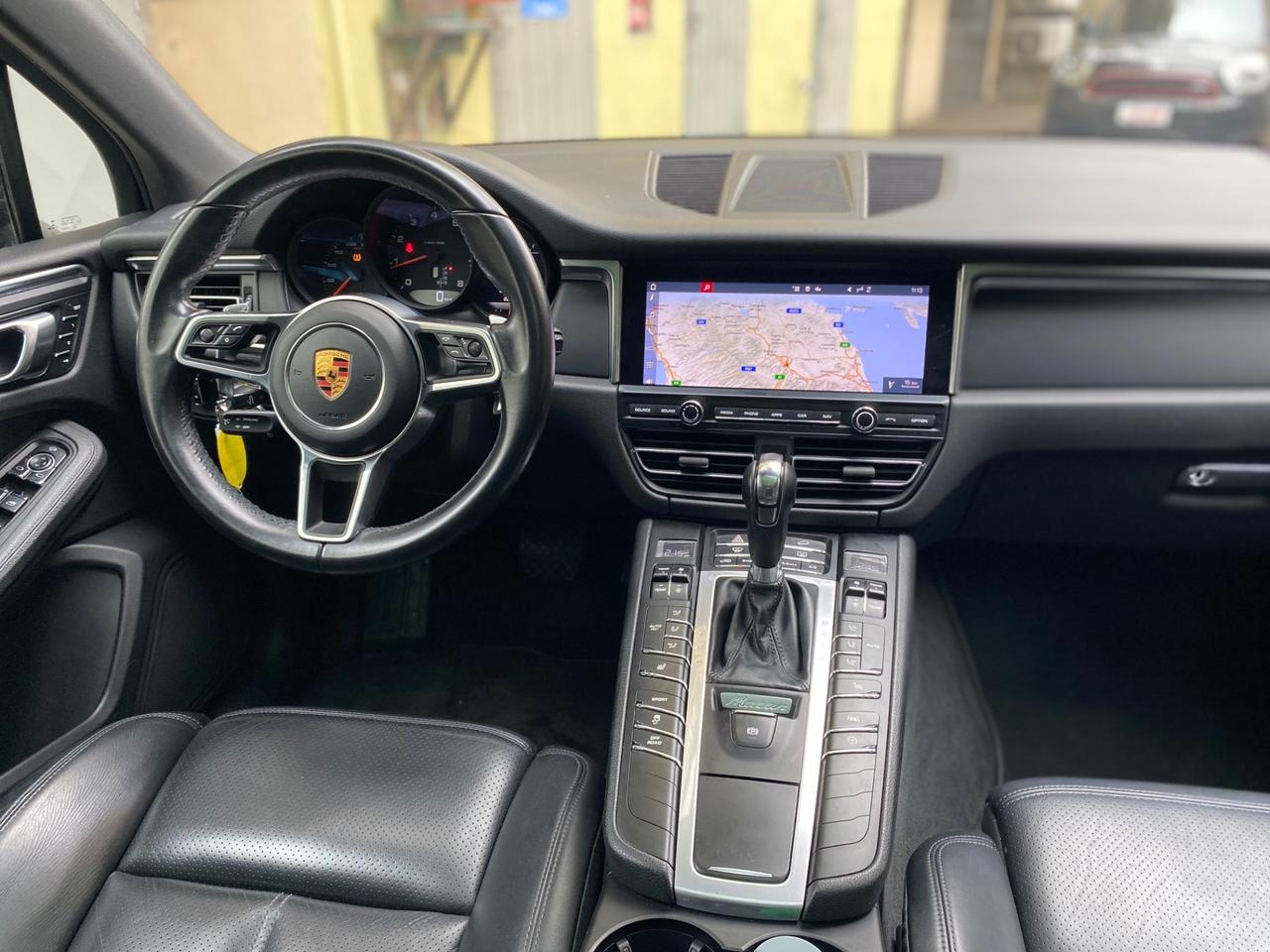 Porsche Macan 2.0 tetto panoramico 245 cv