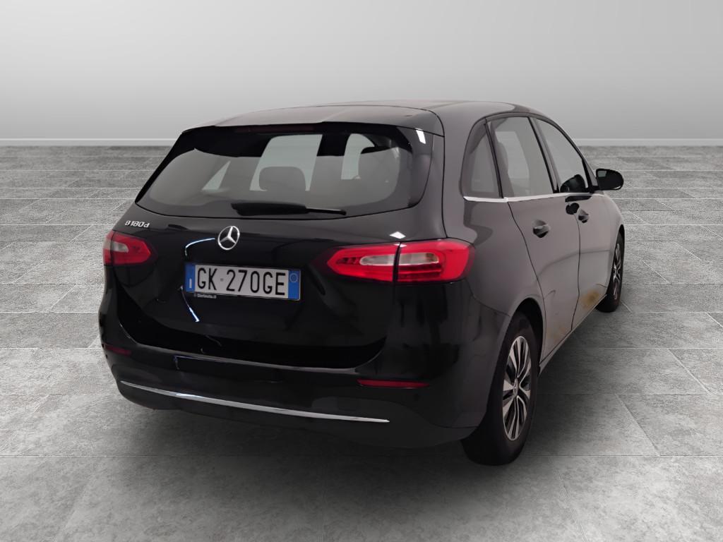 Mercedes-Benz Classe B - W247 2018 - B 180 d Sport auto