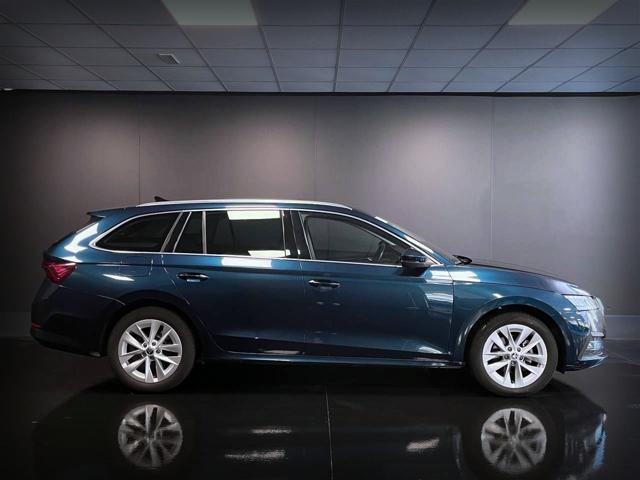 SKODA Octavia 2.0 TDI 116CV DSG Wagon Style