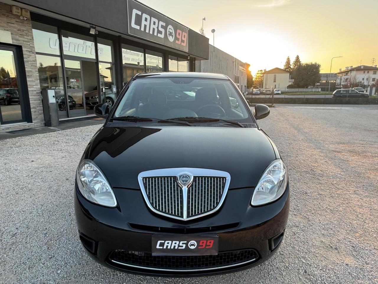 Lancia Ypsilon 1.2 69 CV Argento