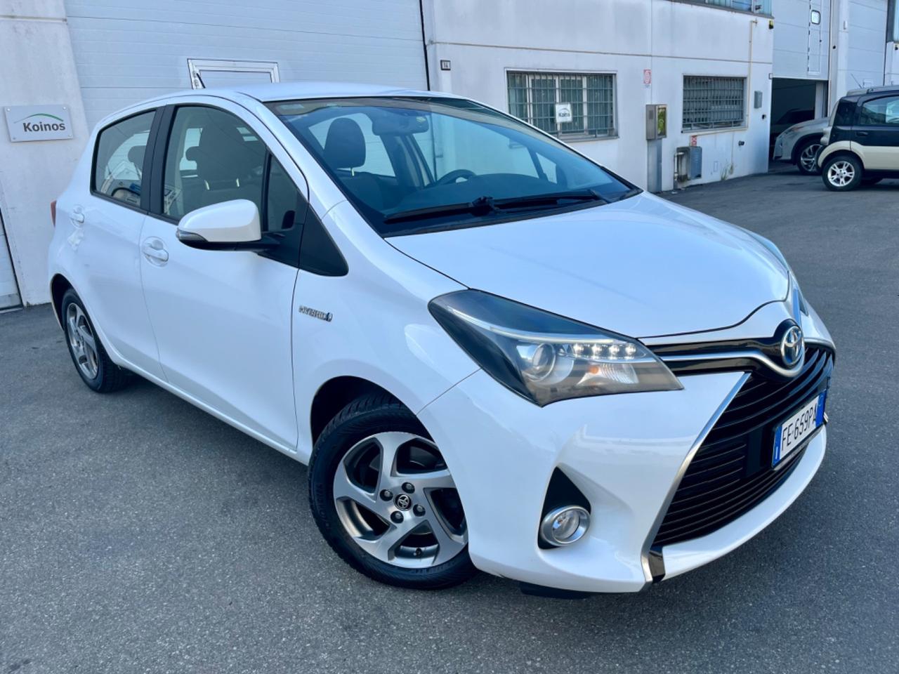 Toyota Yaris 1.5hybrid 74kw 2016 146.000km perfetta