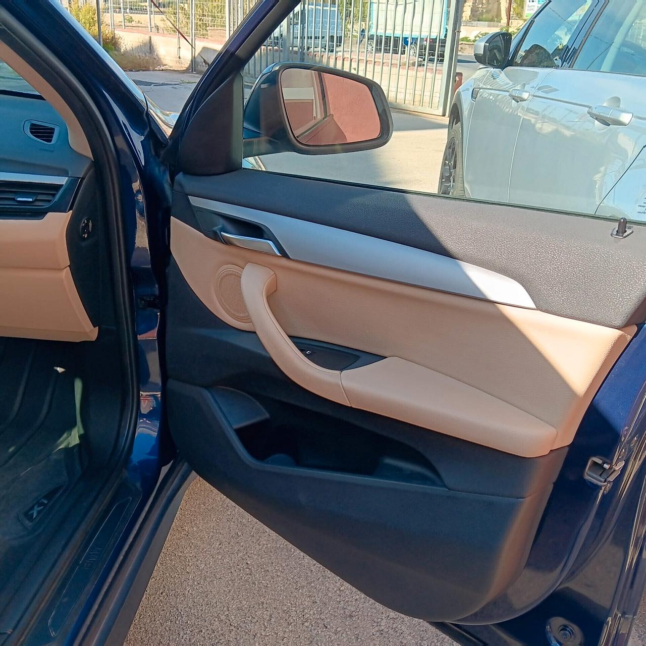 Bmw X1 sDrive18d Advantage-2016