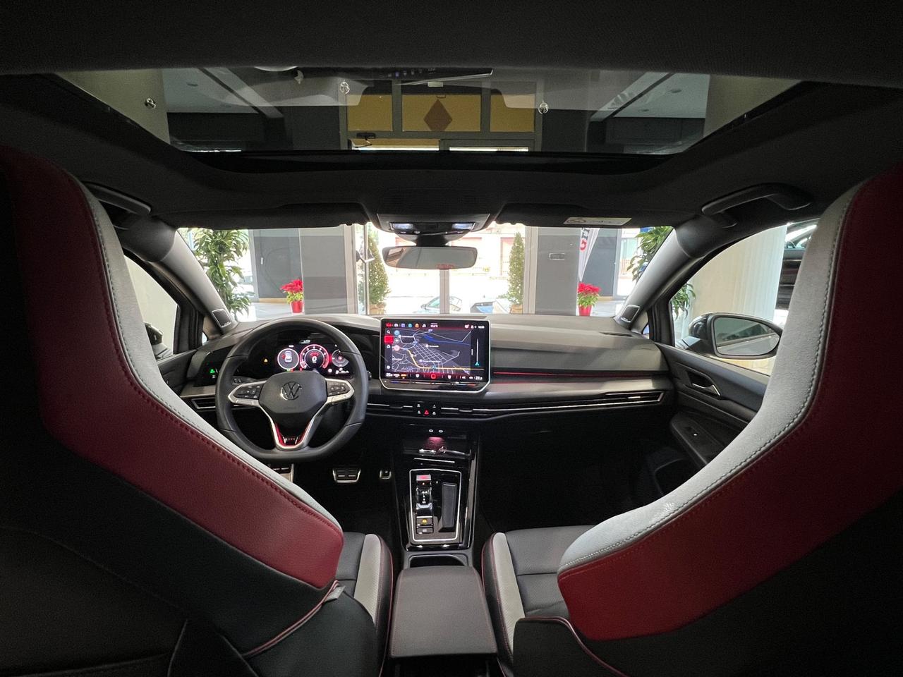 Volkswagen Golf 8.5 GTI 2.0 TSI DSG