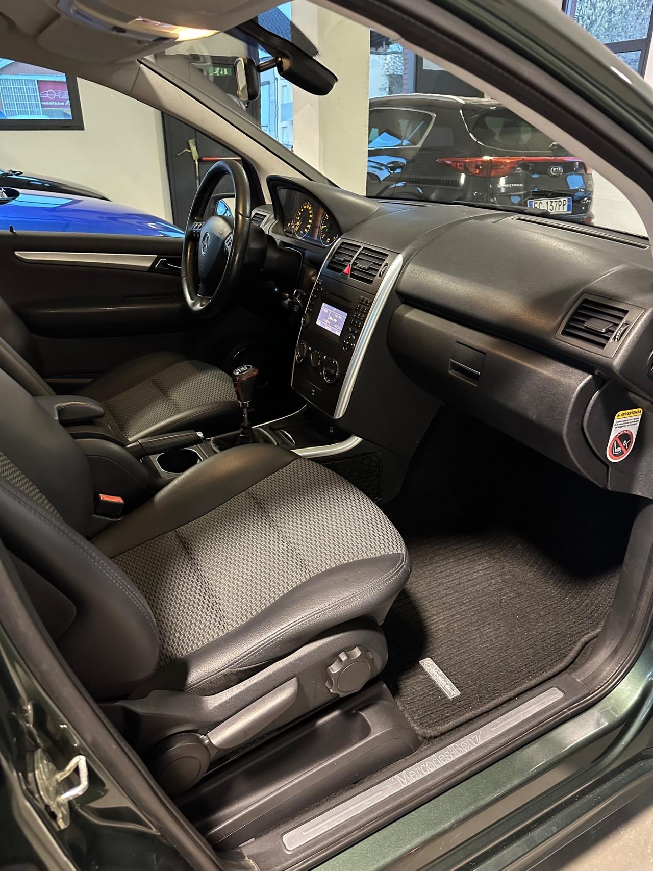 Mercedes-benz A 180 BlueEFFICIENCY Special Edition