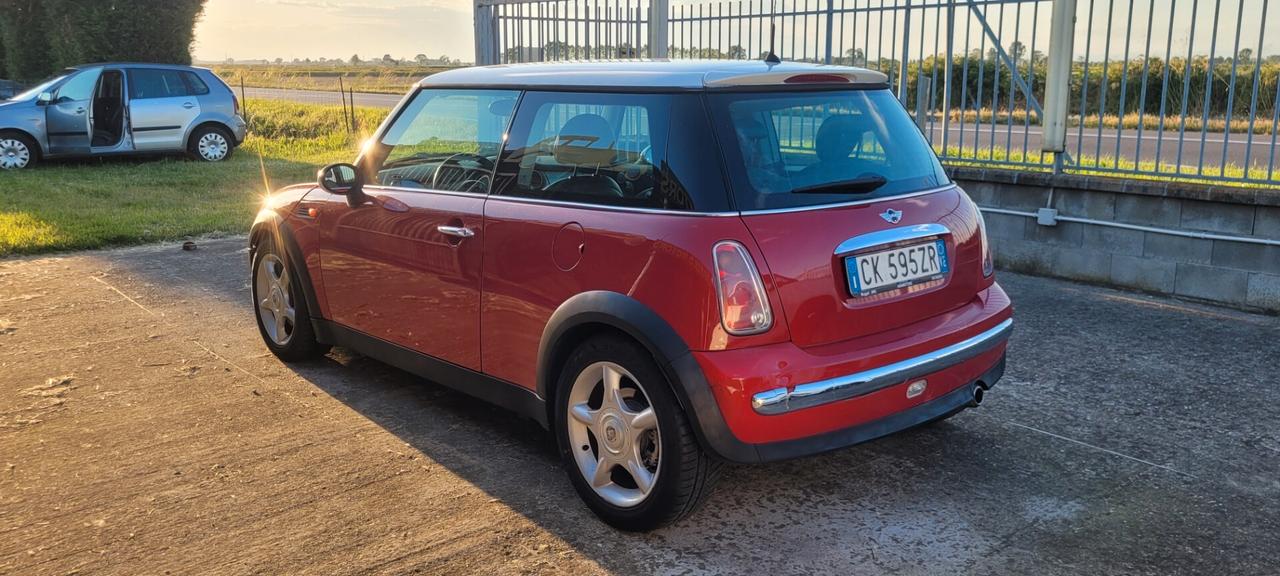 Mini Mini 1.6 16V Cooper