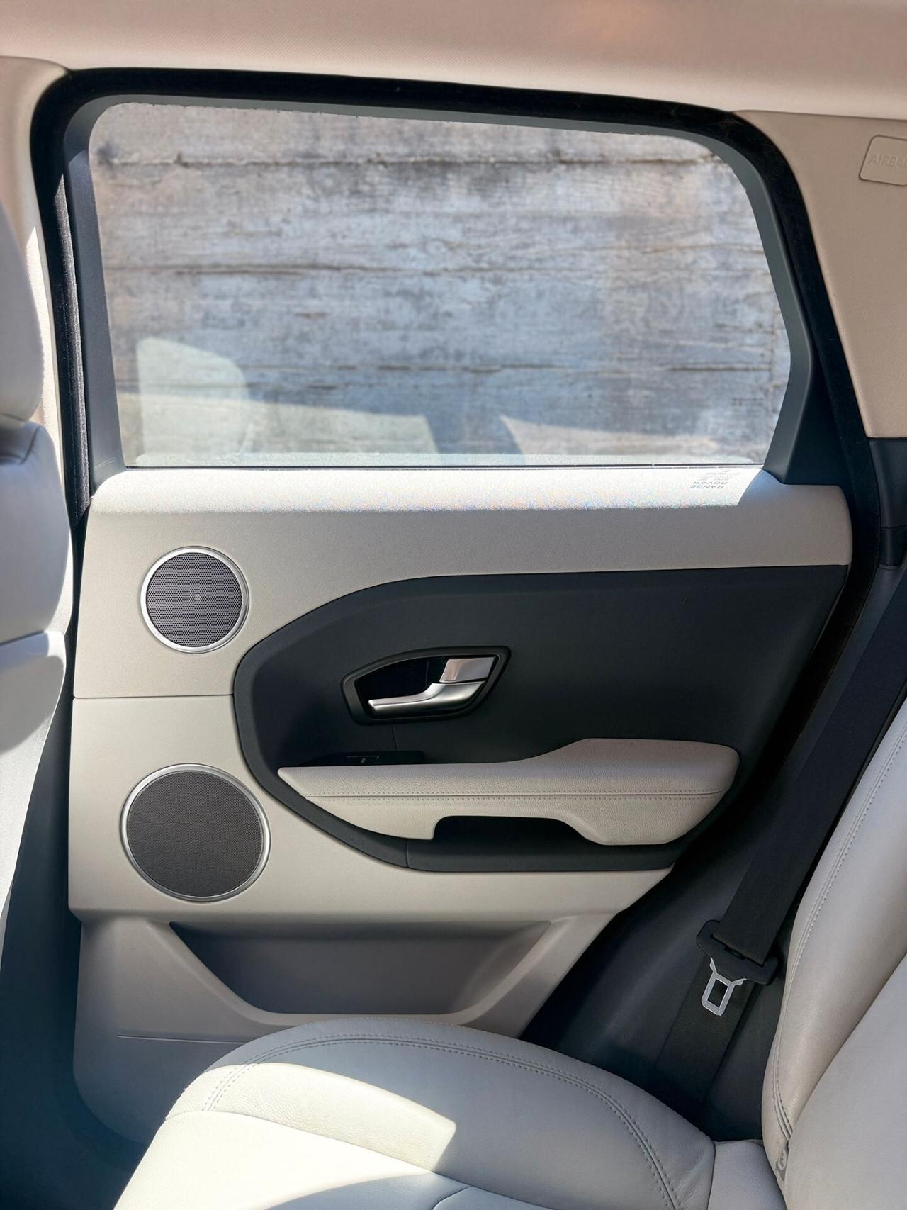 Land Rover Range Evoque 2.2 TD4 150cv Dynamic