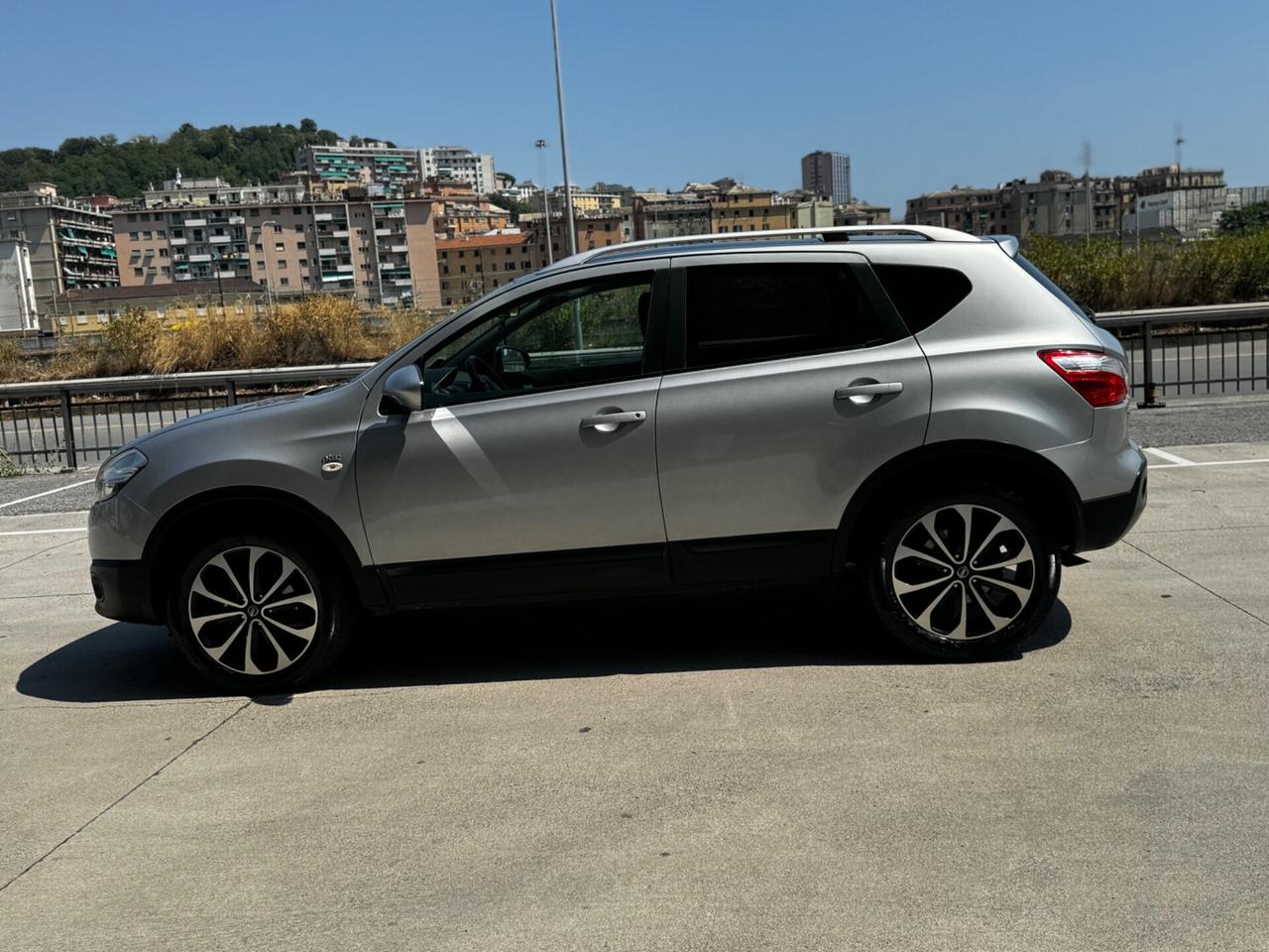 Nissan Qashqai 1.5 dCi DPF Tekna 2012