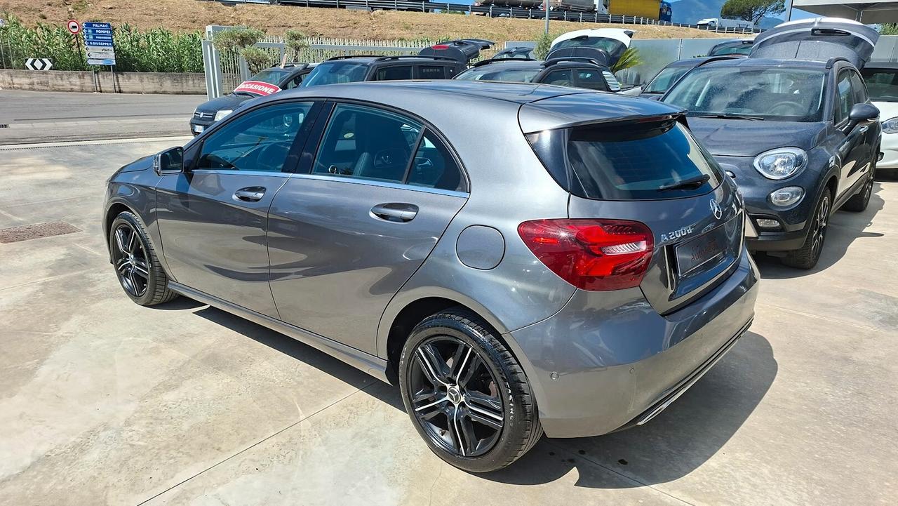 Mercedes-benz A 200 d Premium (W176)