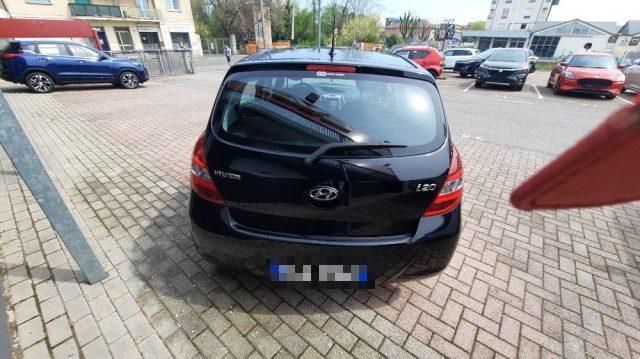 HYUNDAI i20 1.2 5p. Sound Edition GPL