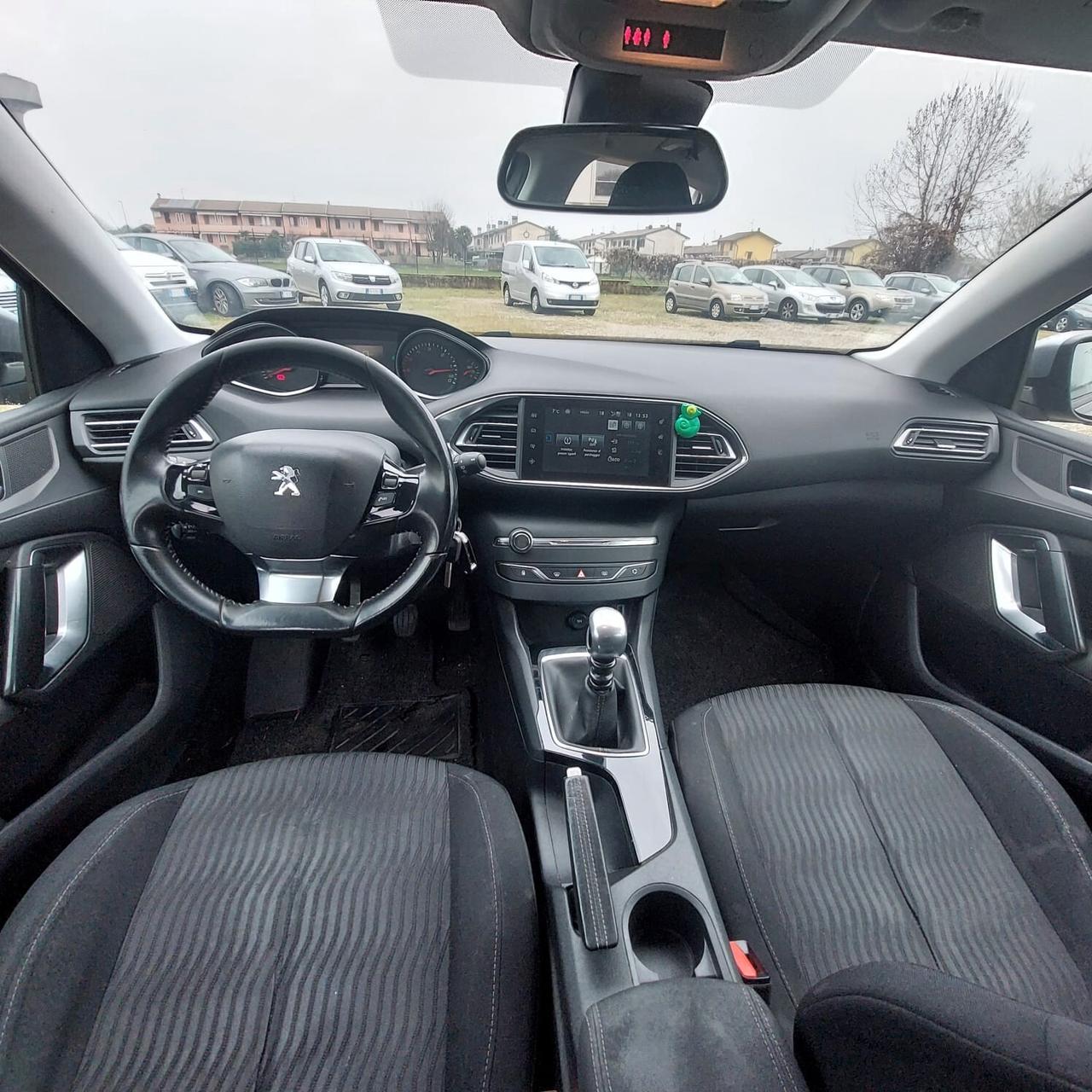 Peugeot 308 1.6 e-HDi 115 CV Stop&Start Business