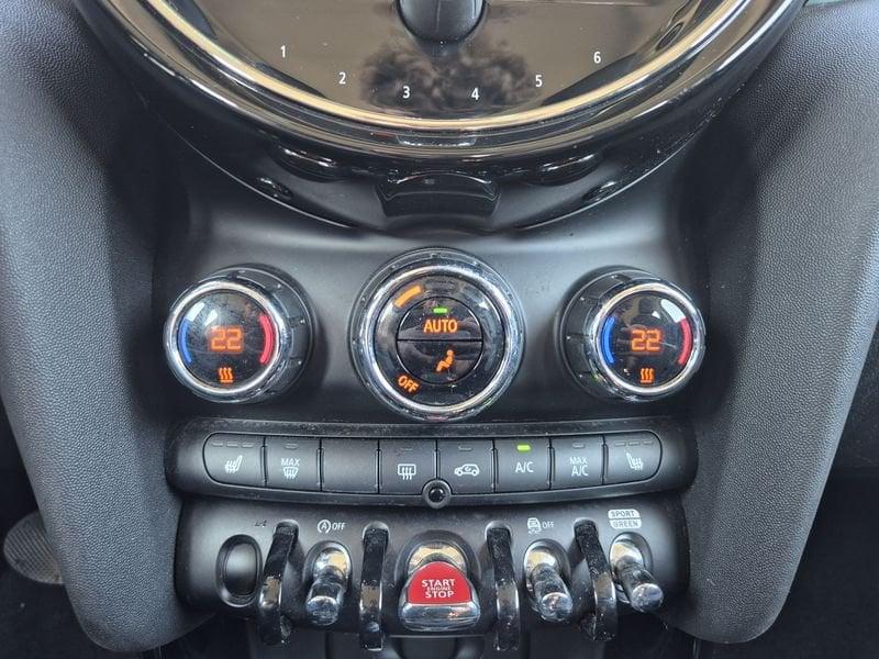 MINI Mini 5 porte Mini 5p 1.5 Cooper Essential auto
