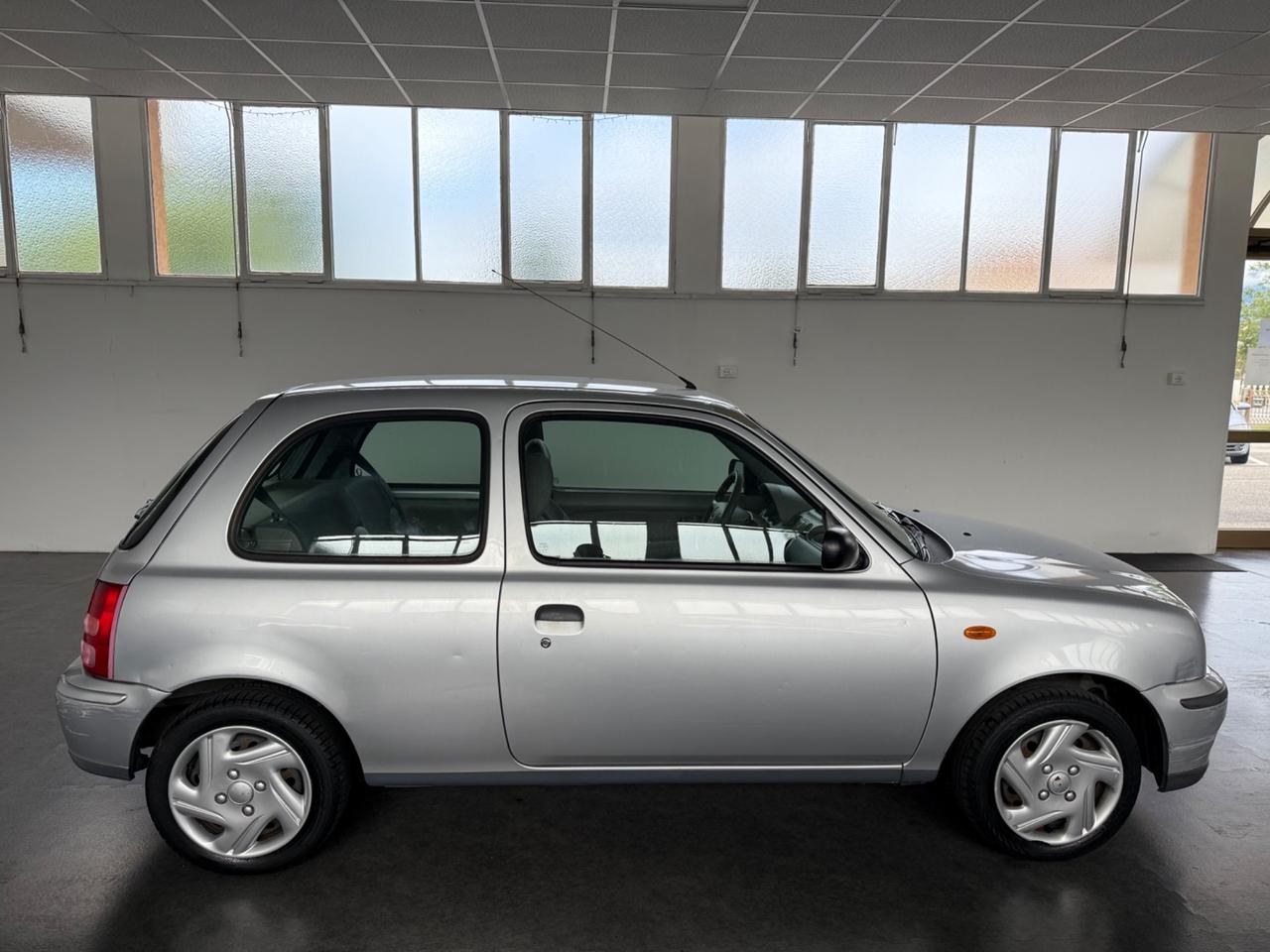 Nissan Micra 1.0i 16V cat 3 porte Luxury unica proprietaria