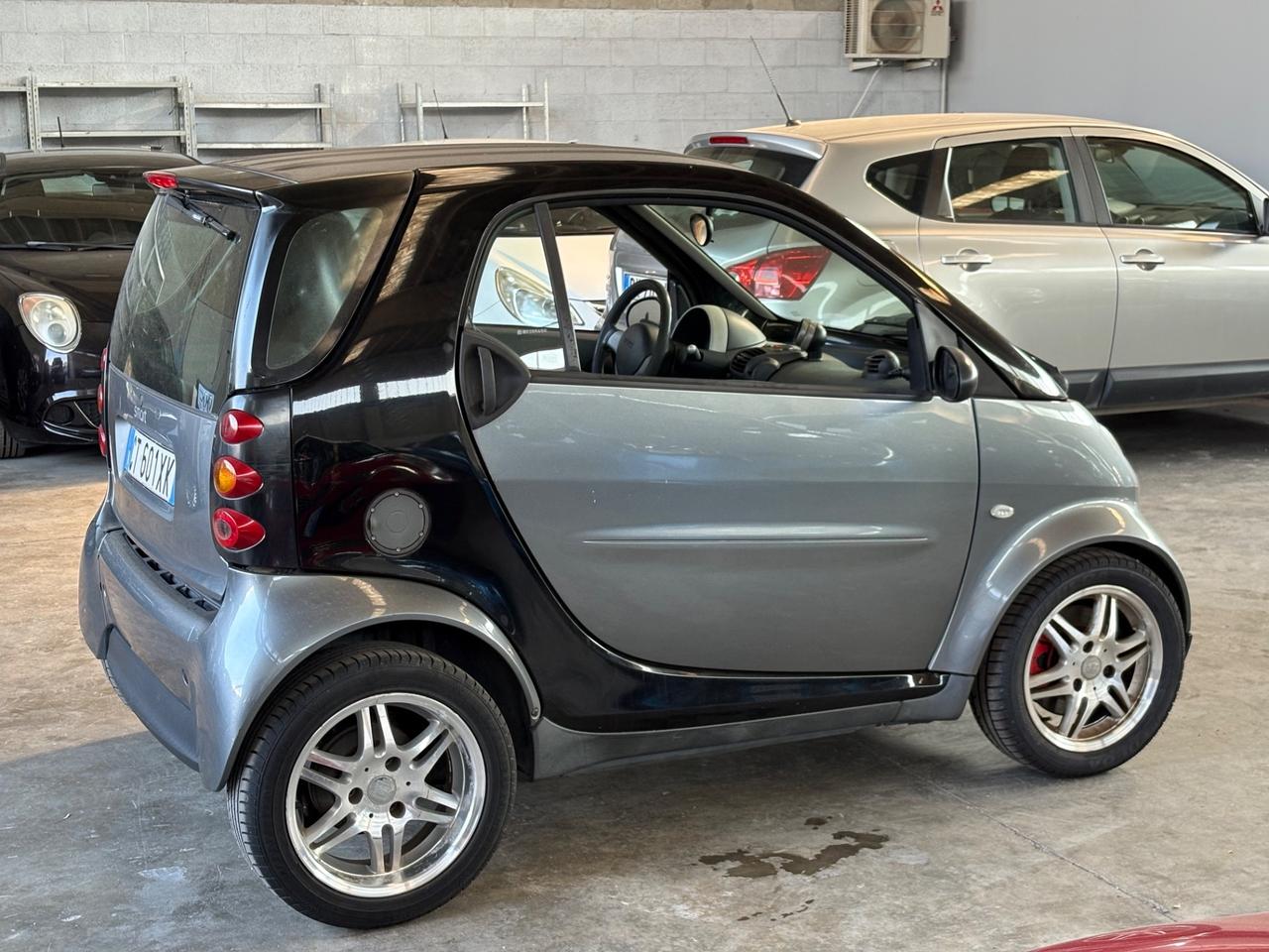 Smart ForTwo 700 coupé grandstyle (45 kW)
