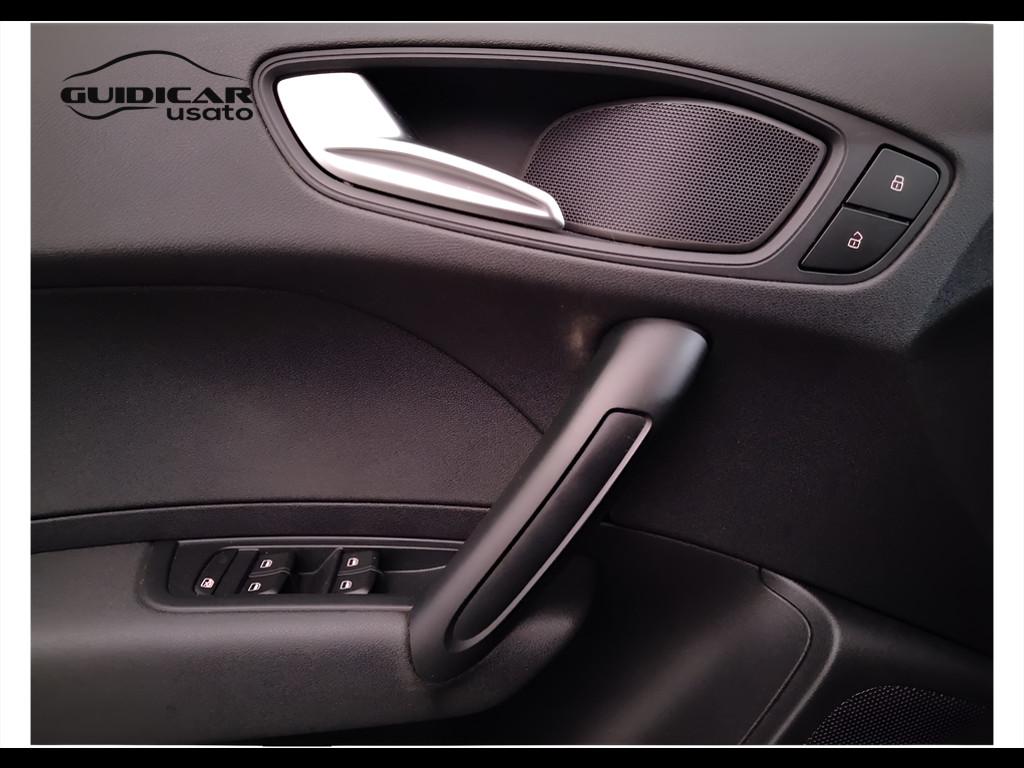 AUDI A1 I 2010 Sportback - A1 Sportback 1.6 tdi Attraction 90cv