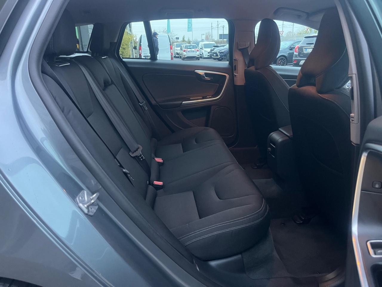 Volvo V60 D2 Kinetic Euro 6