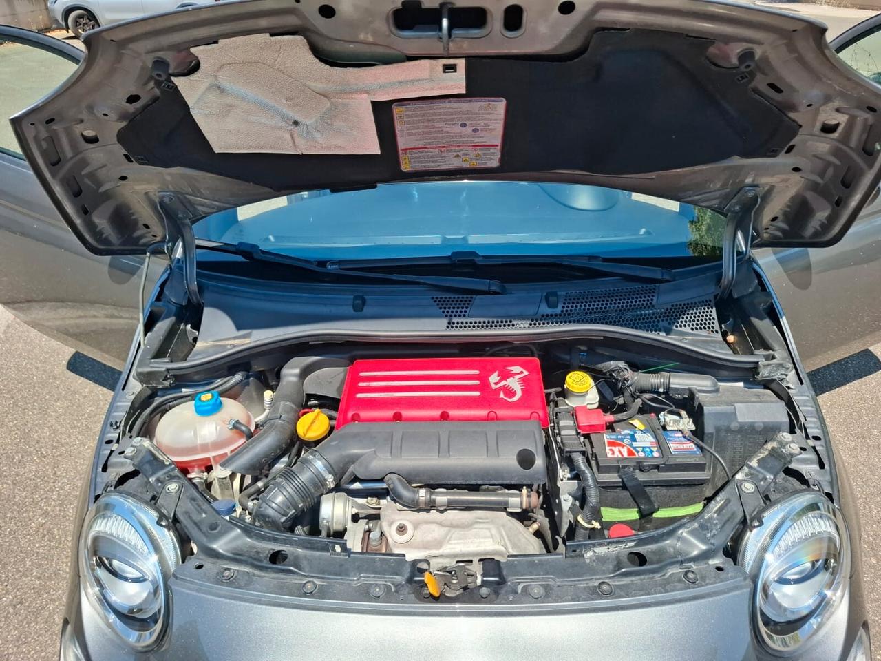 Abarth 595 1.4 Turbo T-Jet 165 CV Turismo