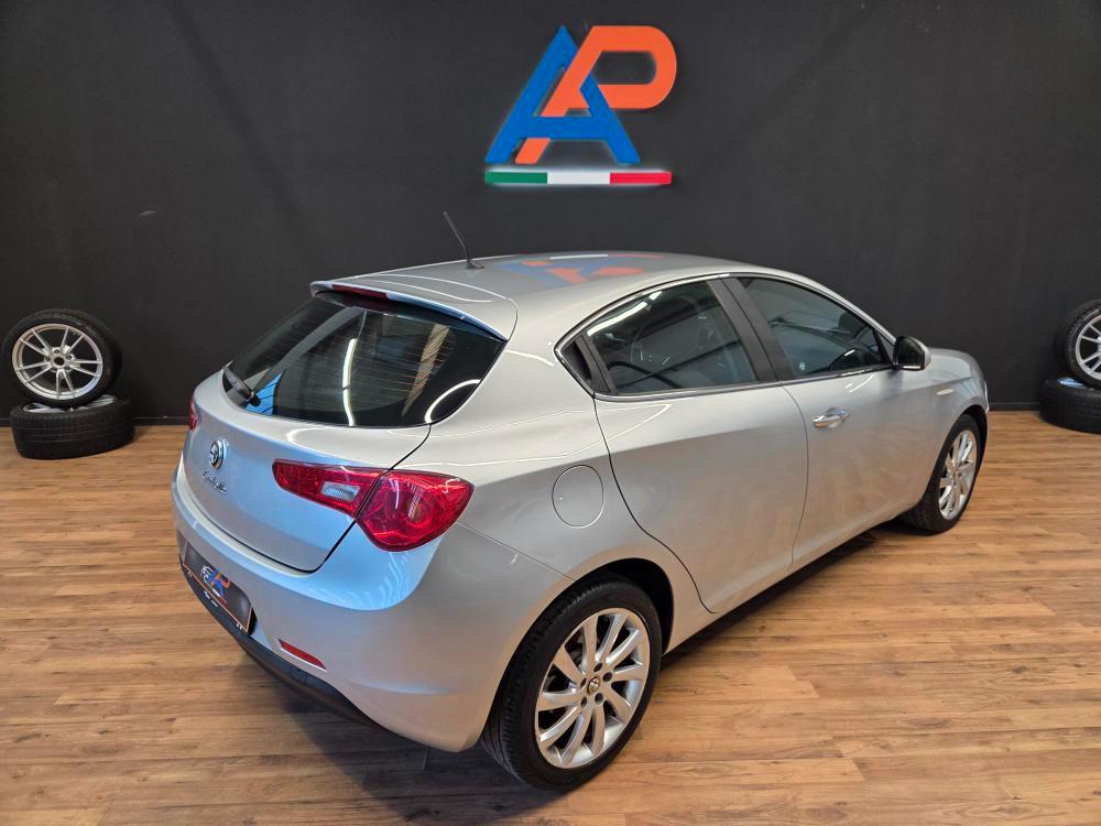 Alfa Romeo Giulietta 1.6 jtdm Riders