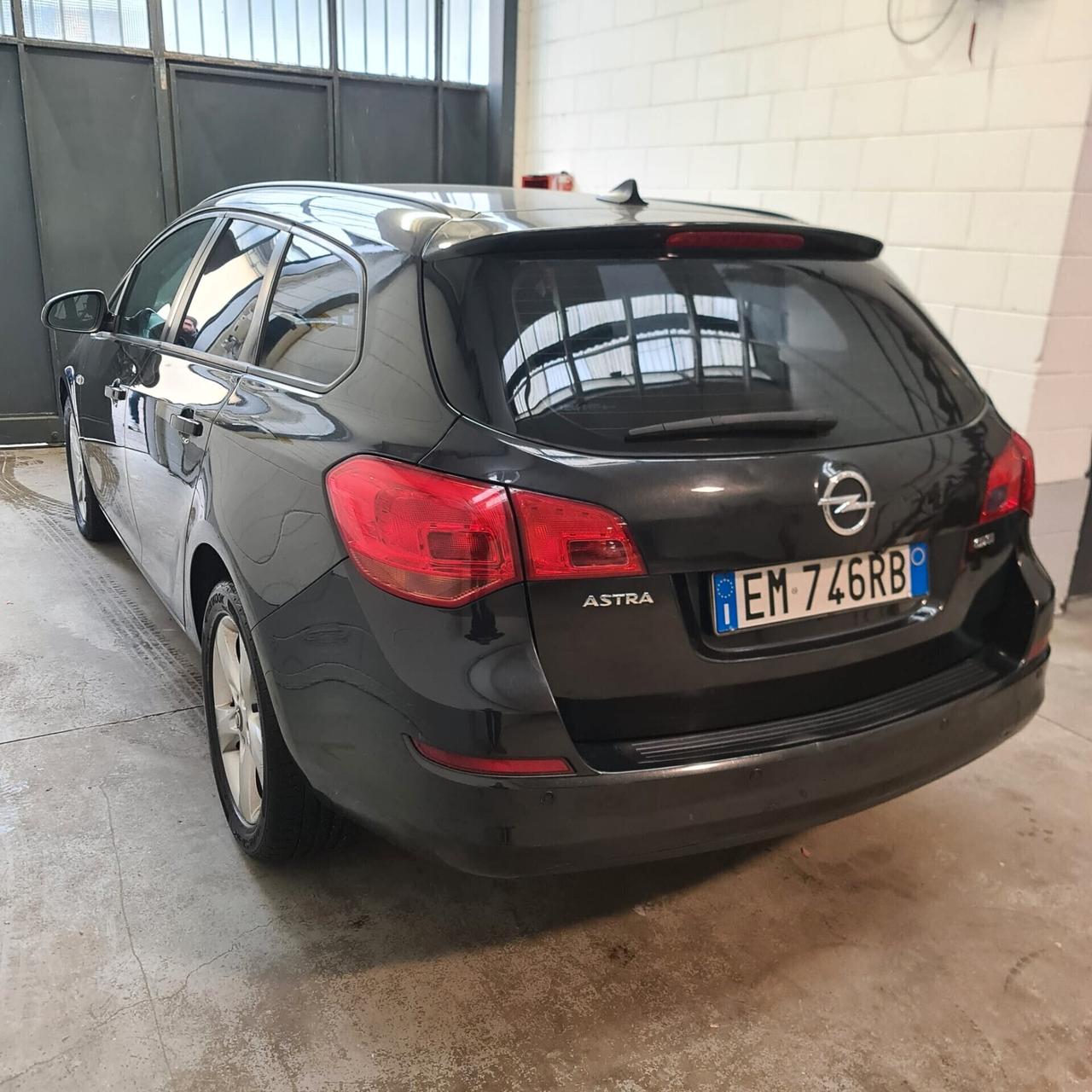 Opel Astra 1.7 CDTI 110CV Sports Tourer Elective