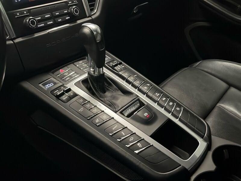 Porsche Macan 2.0 252 CV