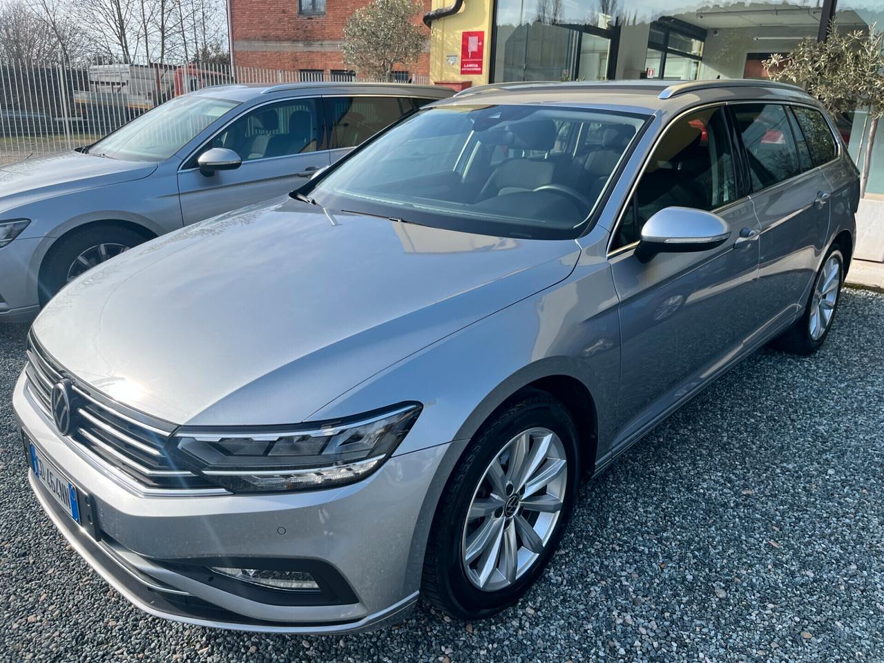 Volkswagen Passat Variant 2.0 TDI SCR EVO DSG Business 04/2021