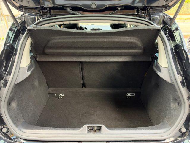 RENAULT Clio dCi 8V 75 CV 5 porte Moschino Intens