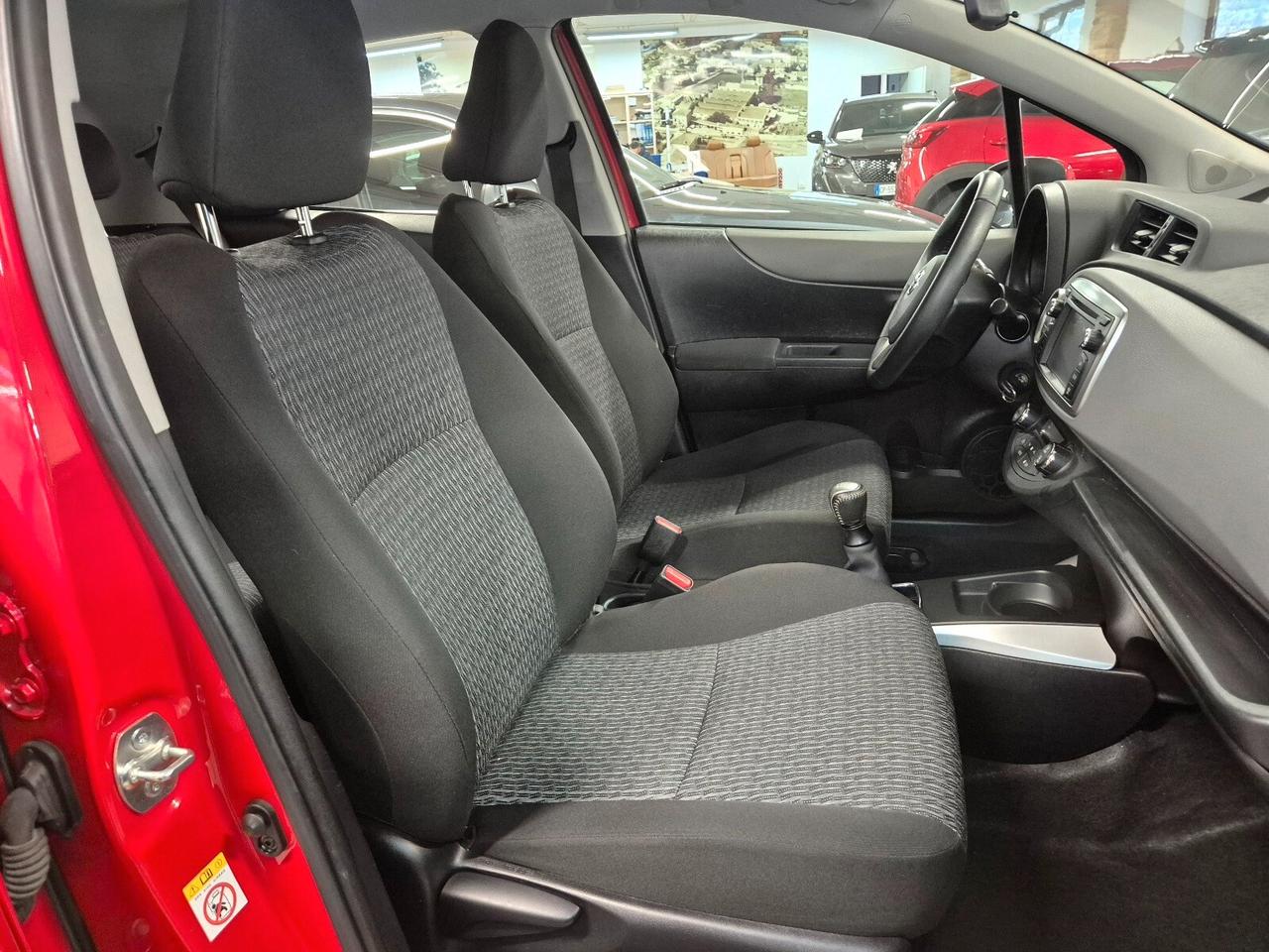 Toyota Yaris 1.0 5 porte Lounge