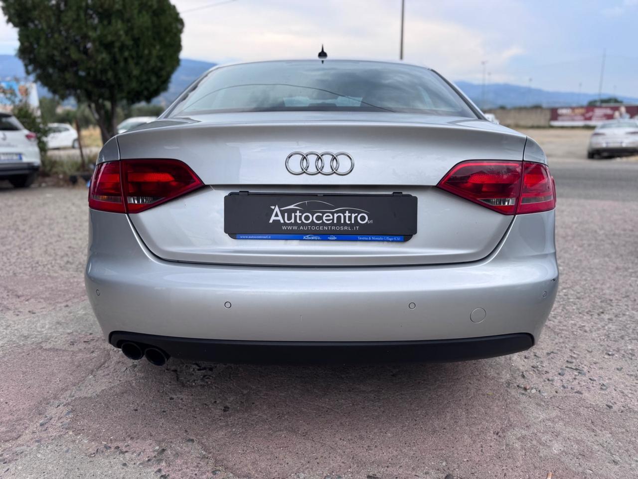 Audi A4 2.0 TDI 143CV S LINE