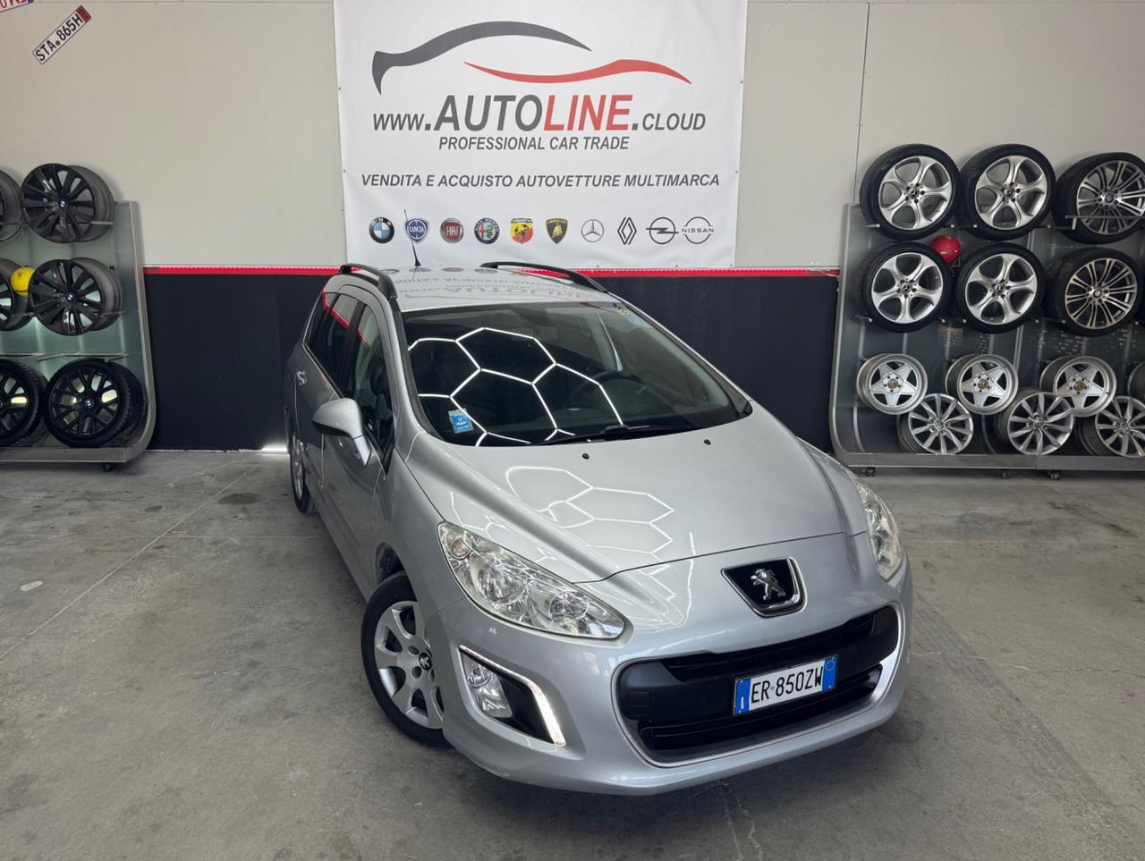 Peugeot 308 1.6 HDi 93CV SW ADATTA NEOPATENTATI