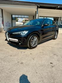 Alfa Romeo Stelvio 2.2 Turbodiesel 180 CV AT8 RWD Super